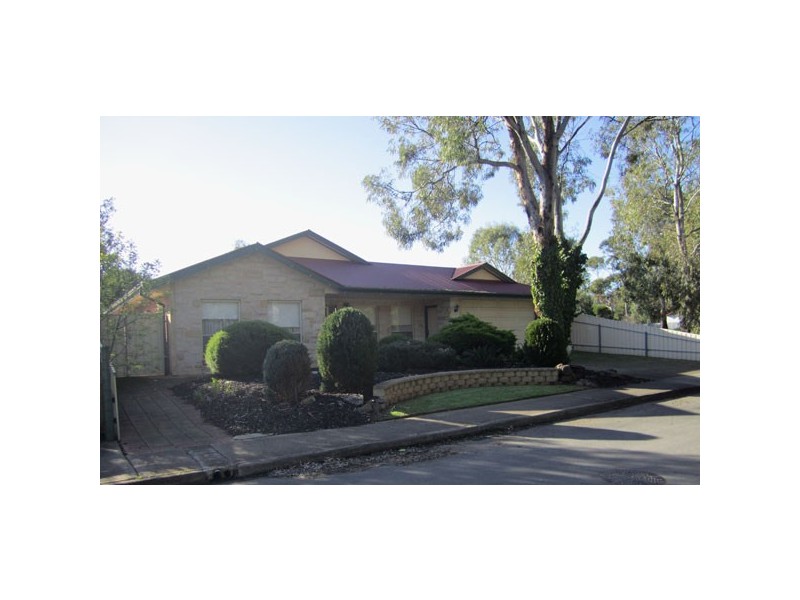 27 Malpas  Street, Old Noarlunga SA 5168