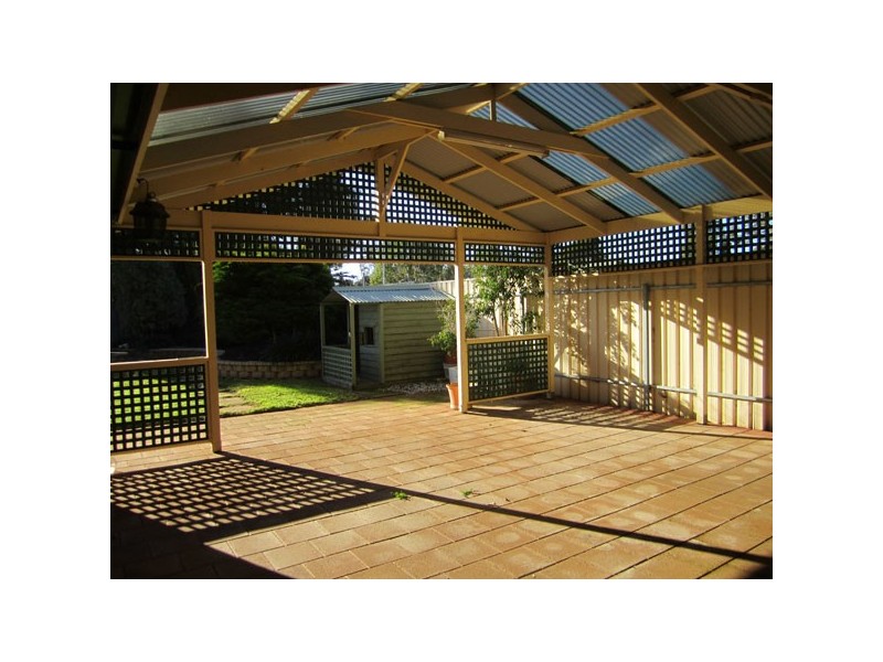 27 Malpas  Street, Old Noarlunga SA 5168