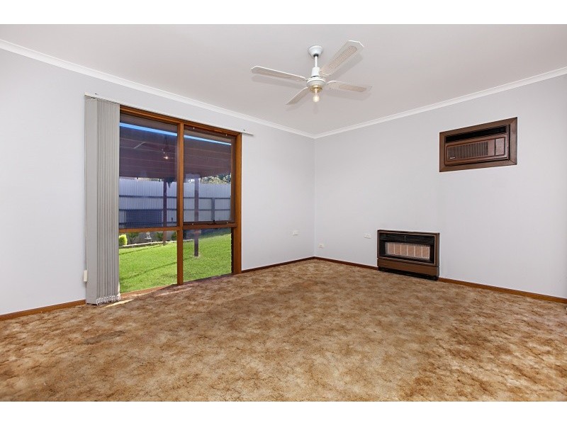 3 Plumtree Crescent, Huntfield Heights SA 5163