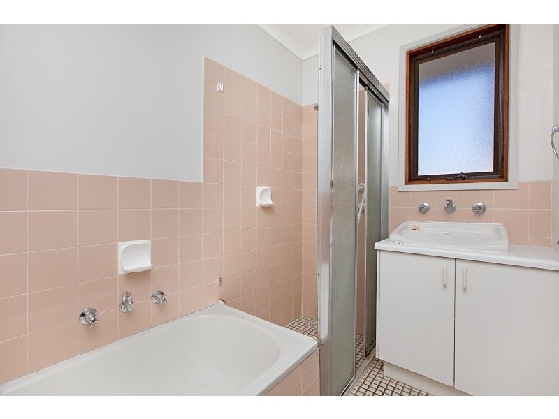 3 Plumtree Crescent, Huntfield Heights SA 5163