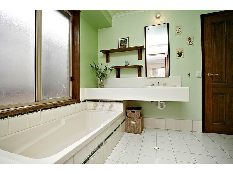 10 Barnes Crescent, Woodcroft SA 5162