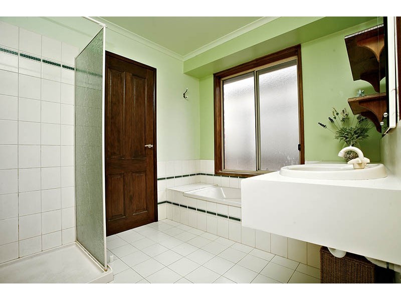 10 Barnes Crescent, Woodcroft SA 5162