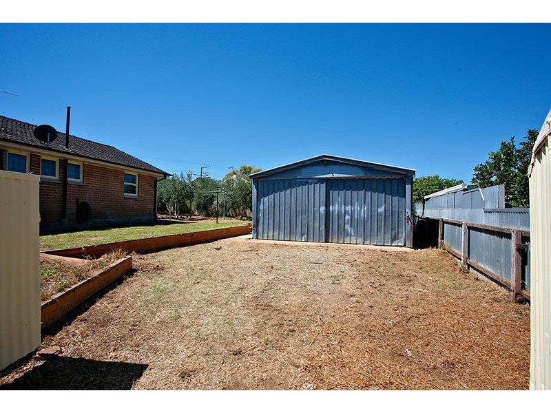 2 Julian Street, Christie Downs SA 5164