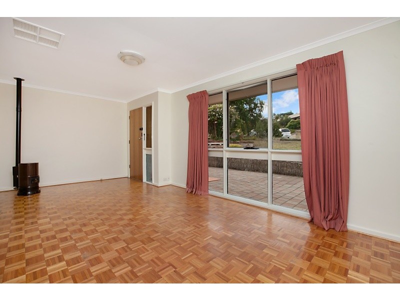 17 Galatea Street, Hallett Cove SA 5158