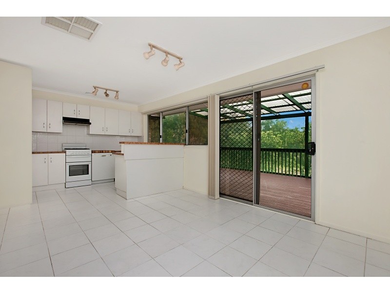 17 Galatea Street, Hallett Cove SA 5158