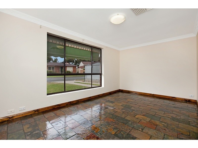 14 Scottsglade Road, Christie Downs SA 5164