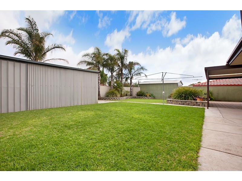 14 Scottsglade Road, Christie Downs SA 5164