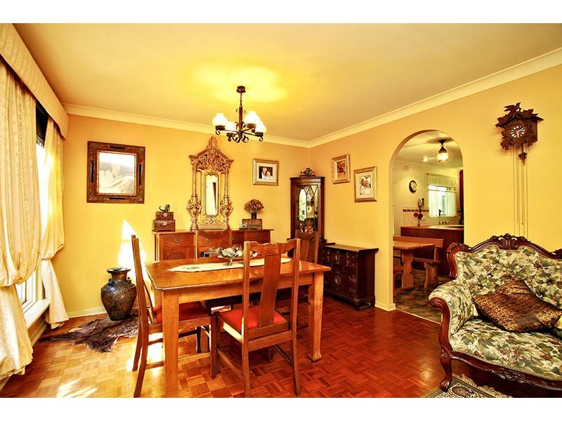 26 Candover Crescent, Huntfield Heights SA 5163