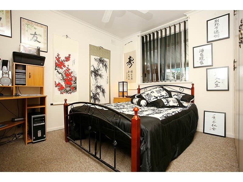 5 Valleyview Crescent, Hackham West SA 5163