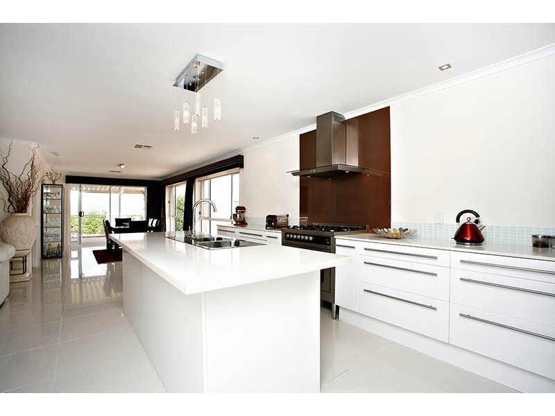 37 Waye Street, Mount Compass SA 5210