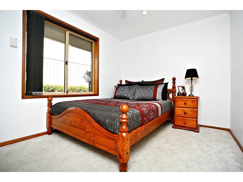 29 Jagger Crescent, Woodcroft SA 5162