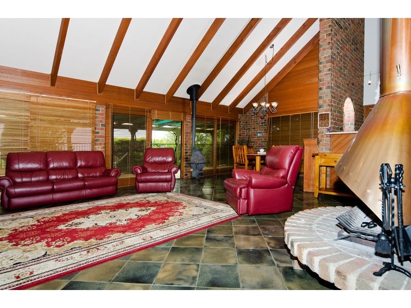 17 Darwendale Street, Huntfield Heights SA 5163