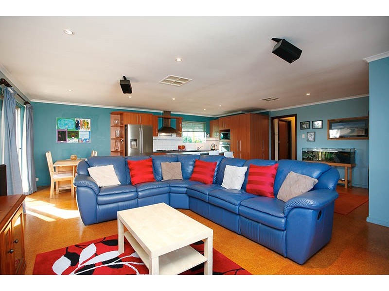 2 Allanton Avenue, Port Noarlunga SA 5167