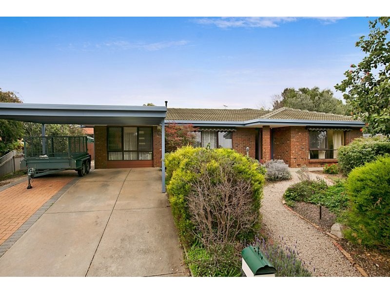 6 Tanderra Court, Morphett Vale SA 5162