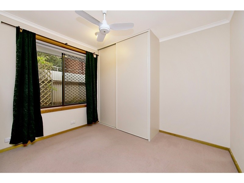 6 Tanderra Court, Morphett Vale SA 5162