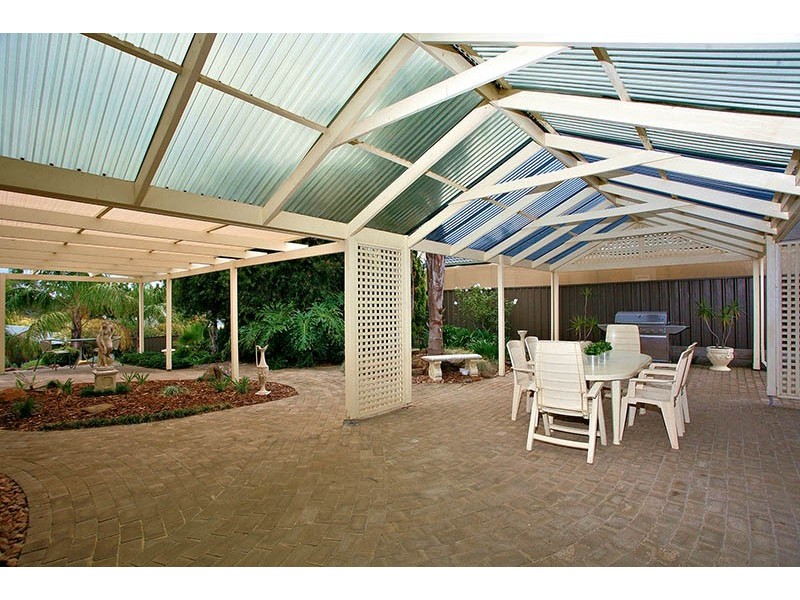 3 Jutland Parade, Woodcroft SA 5162