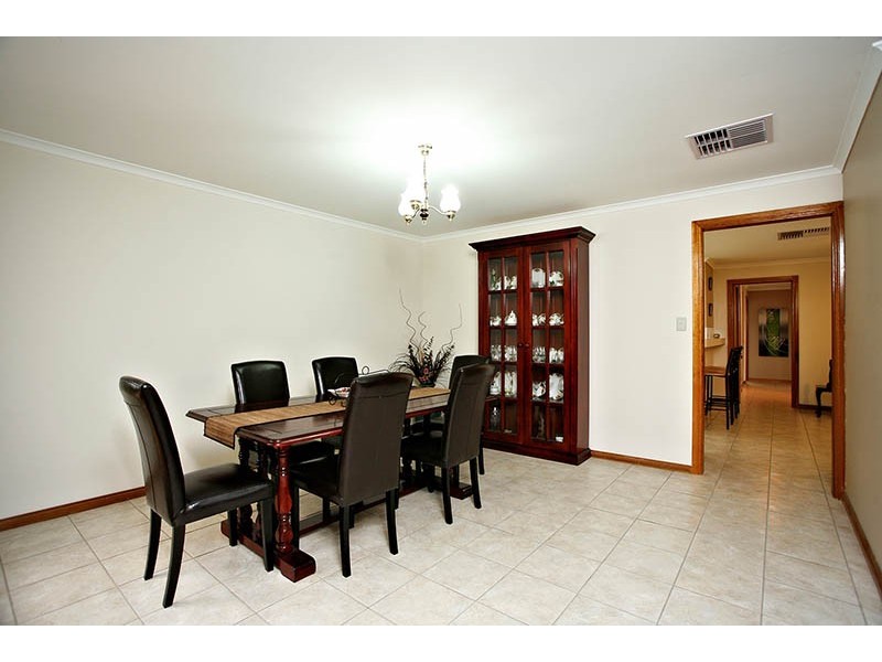 3 Jutland Parade, Woodcroft SA 5162