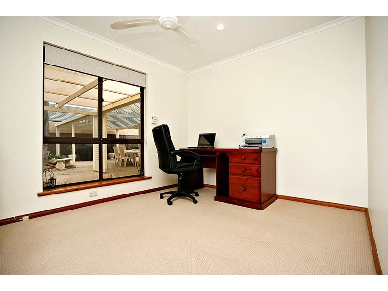 3 Jutland Parade, Woodcroft SA 5162