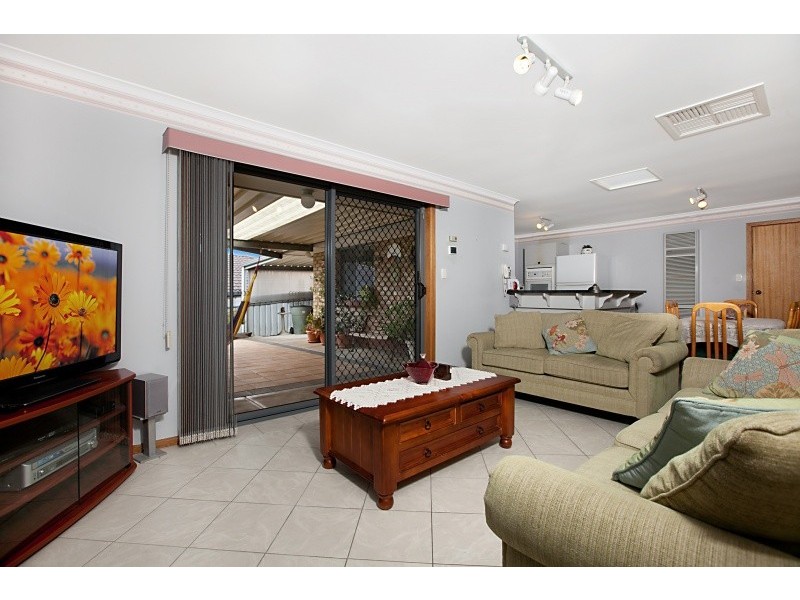 22 Kooyonga Way, Morphett Vale SA 5162