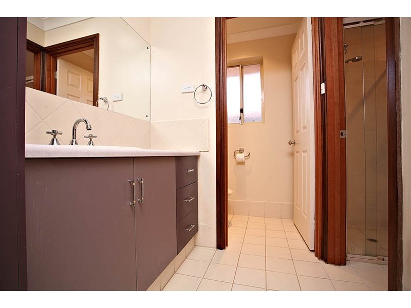 32 Sovereign Drive, Woodcroft SA 5162