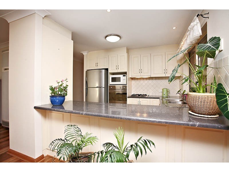 32 Sovereign Drive, Woodcroft SA 5162