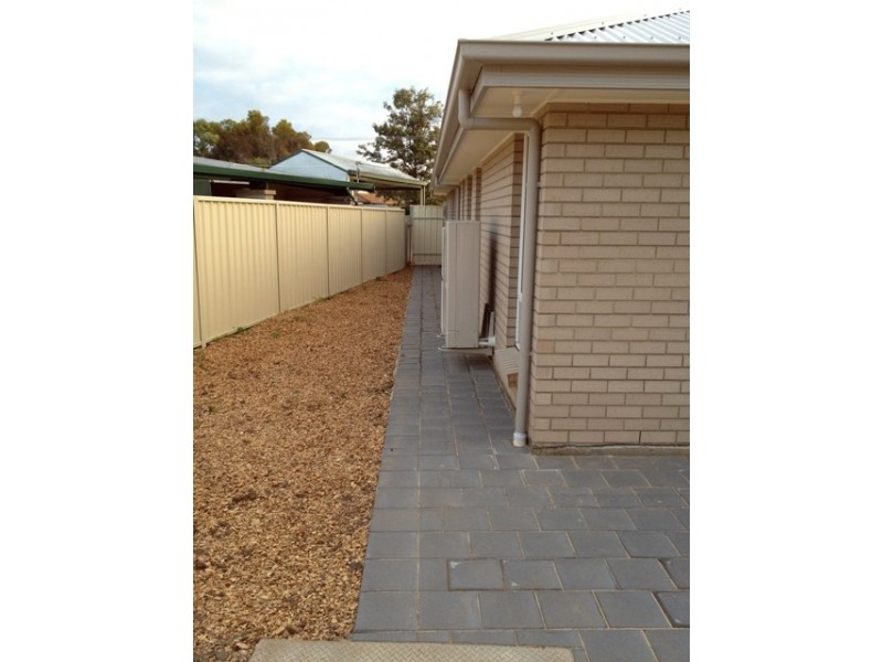 8 Karyn Crescent, Morphett Vale SA 5162