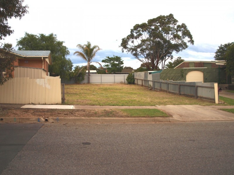2 Owen Court, Christie Downs SA 5164