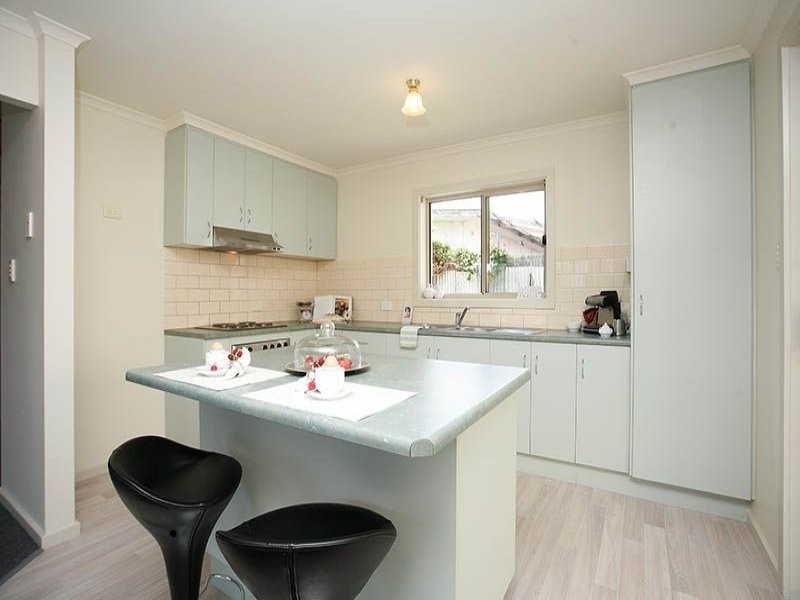 8 Sydney Crescent, Christies Beach SA 5165