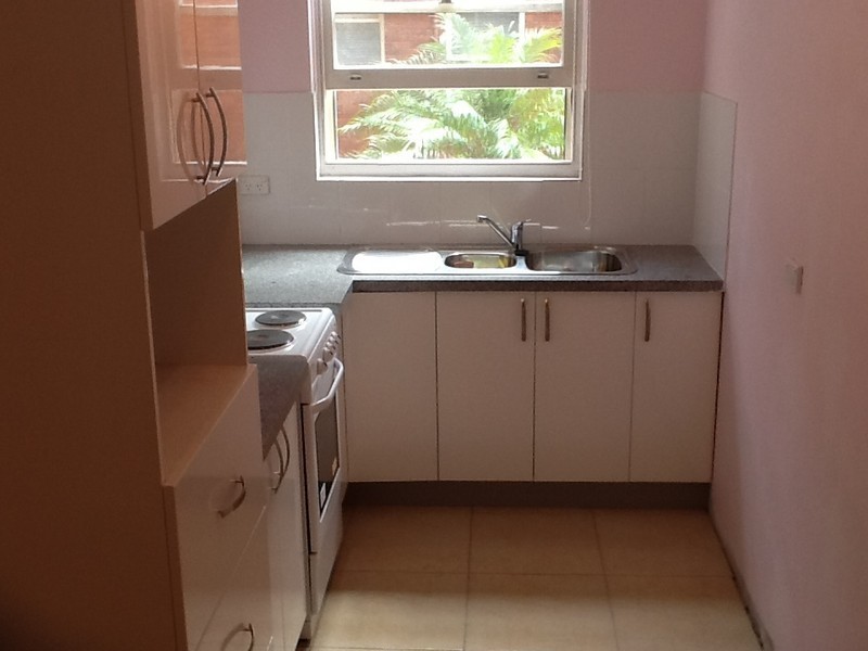 6/23  Queens Street, Brighton-le-sands NSW 2216