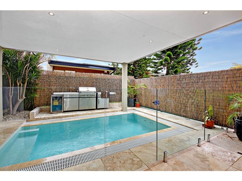 6  The Grand Pde, Brighton-le-sands NSW 2216