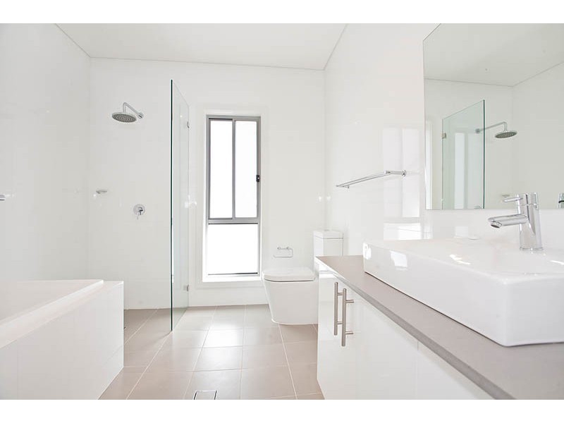 18b Actinotus Avenue, Caringbah South NSW 2229