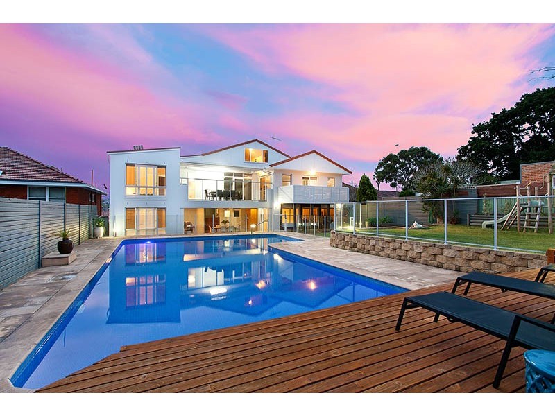 68 Vista Street, Sans Souci NSW 2219