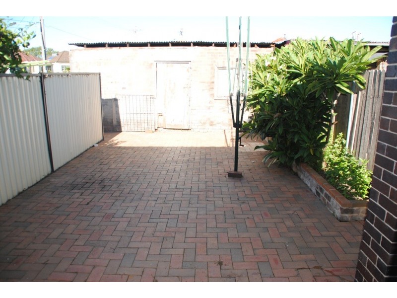 214 West Botany Street, Banksia NSW 2216