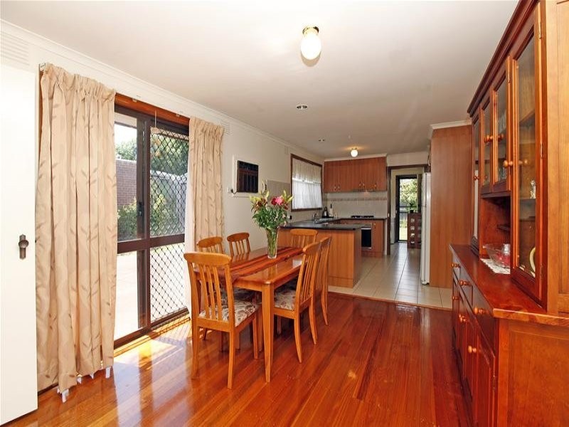 51 Freeman Crescent, Mill Park VIC 3082