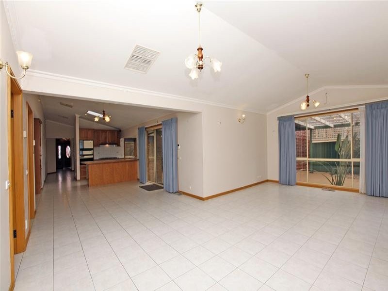 3 Kurrajong View, Mill Park VIC 3082