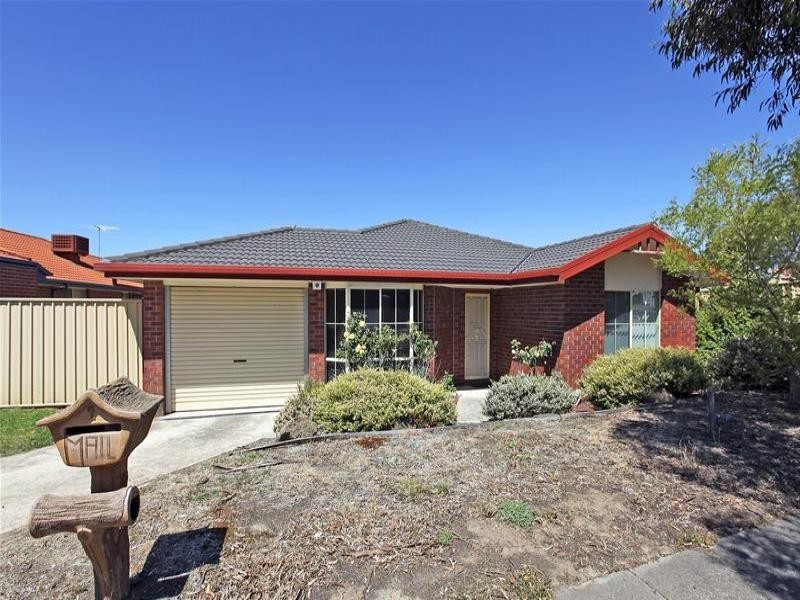 2 Inglewood Court, Mill Park VIC 3082