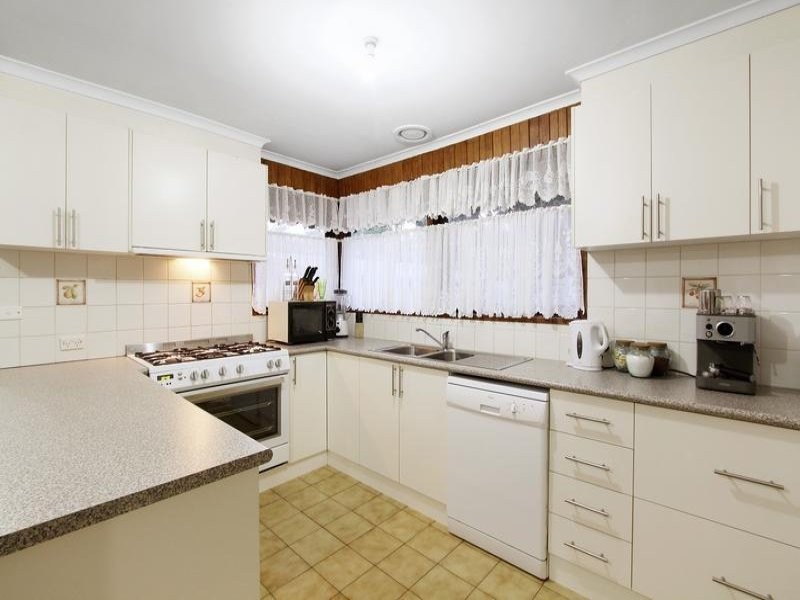 89 Cabernet Crescent, Bundoora VIC 3083