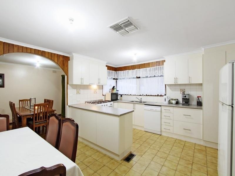 89 Cabernet Crescent, Bundoora VIC 3083