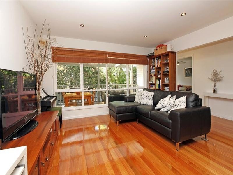 1 Dunn Street, Watsonia VIC 3087