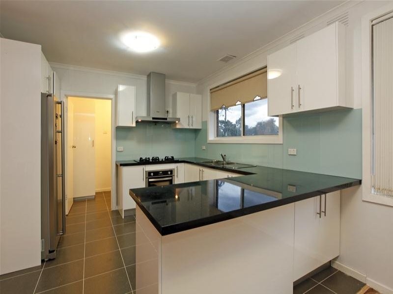 29 Janet Crescent, Bundoora VIC 3083