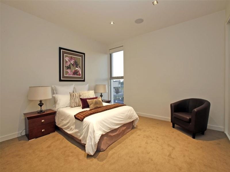 36 Chancellor Avenue, Bundoora VIC 3083