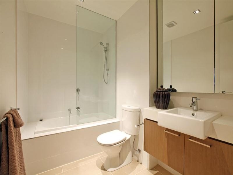 36 Chancellor Avenue, Bundoora VIC 3083