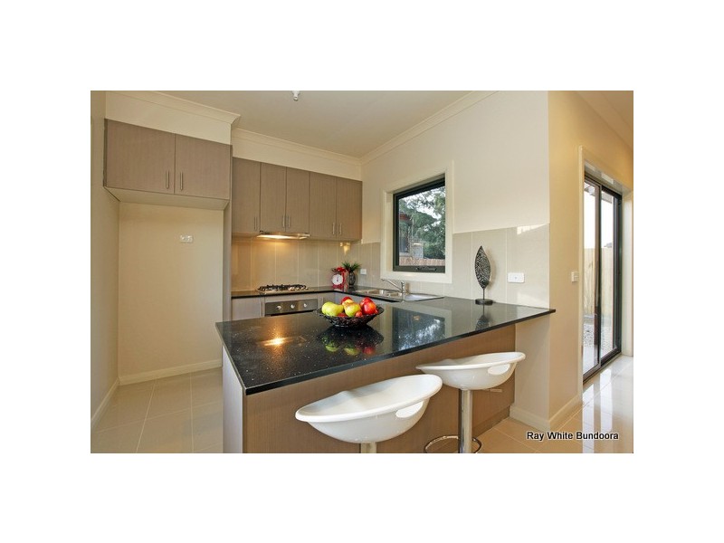 1/16 Charlton Crescent, Reservoir VIC 3073