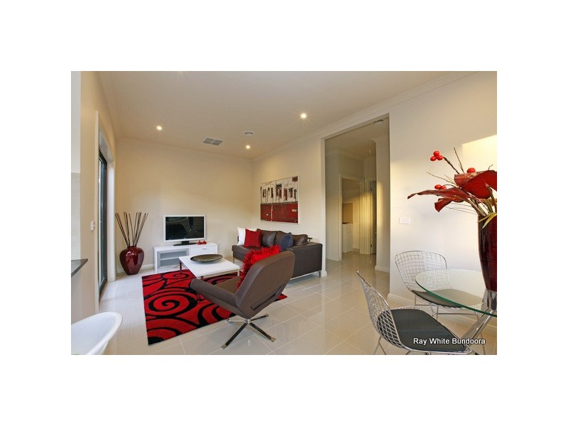 1/16 Charlton Crescent, Reservoir VIC 3073