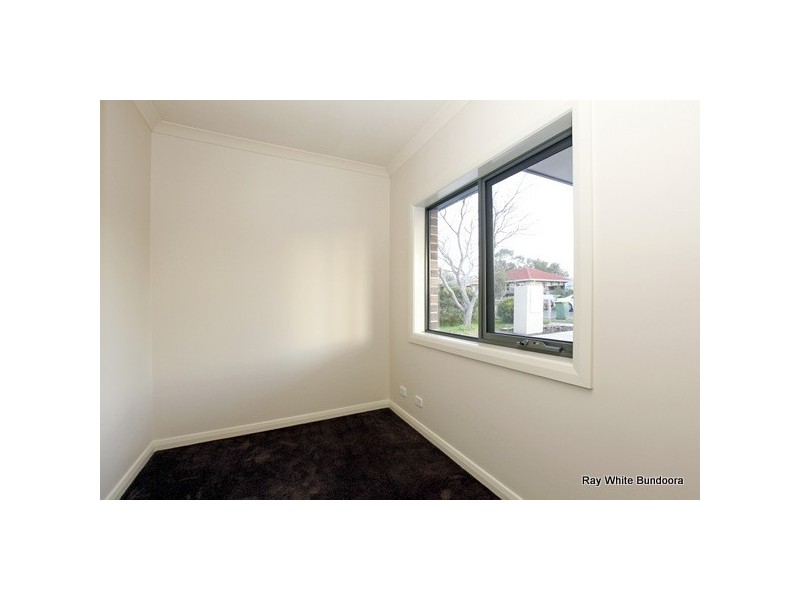 1/16 Charlton Crescent, Reservoir VIC 3073