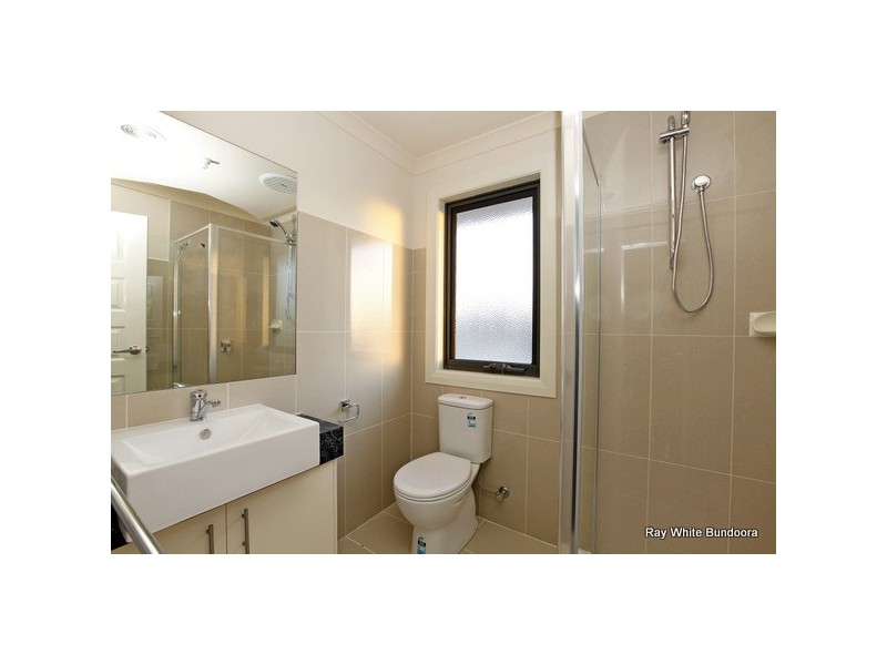 1/16 Charlton Crescent, Reservoir VIC 3073