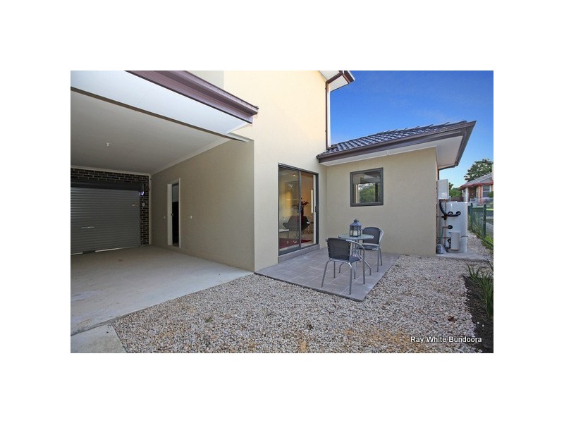 1/16 Charlton Crescent, Reservoir VIC 3073