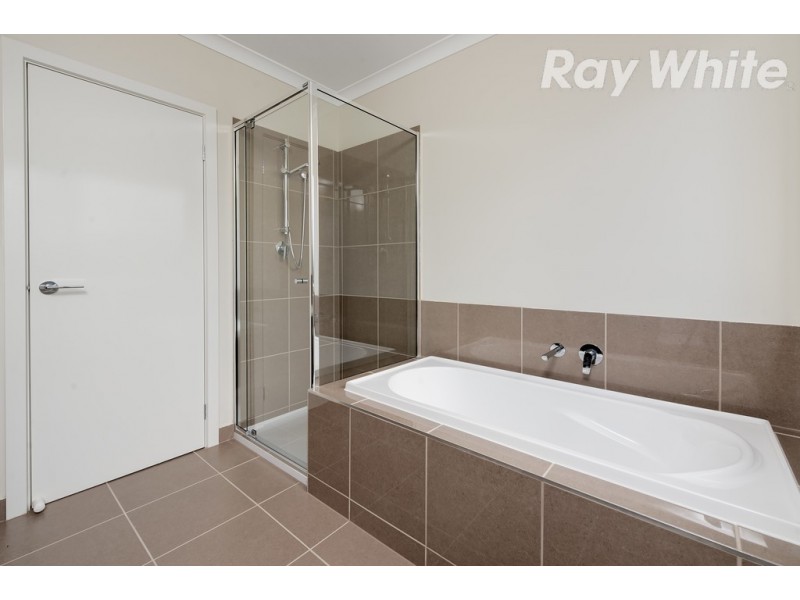 1/51 Reid Street, South Morang VIC 3752