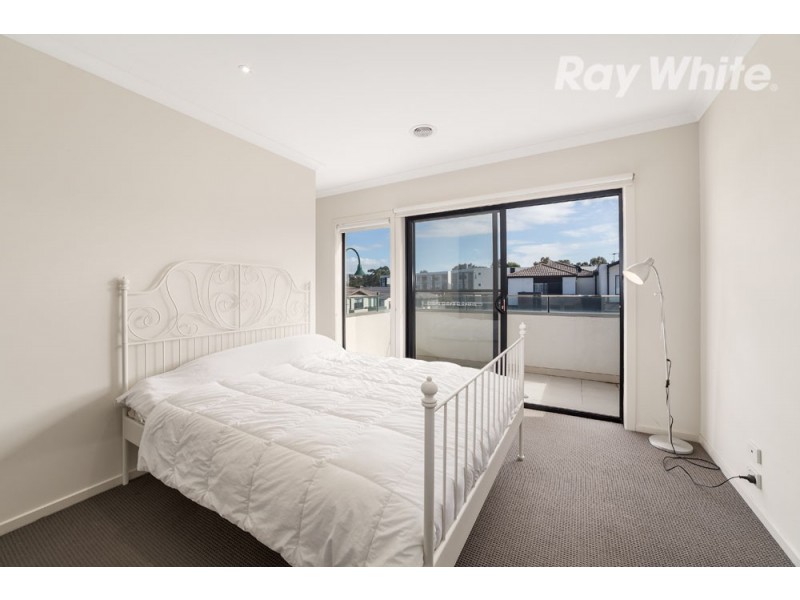 13 and 15 Paloma Court, Bundoora VIC 3083