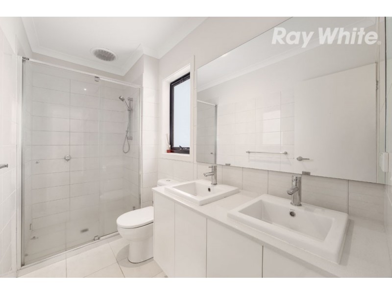 13 and 15 Paloma Court, Bundoora VIC 3083